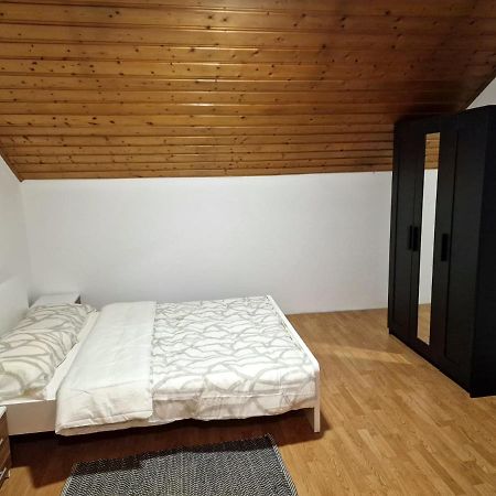 Kiki Privatne Sobe, Zagreb Airport Appartamento Velika Gorica Esterno foto